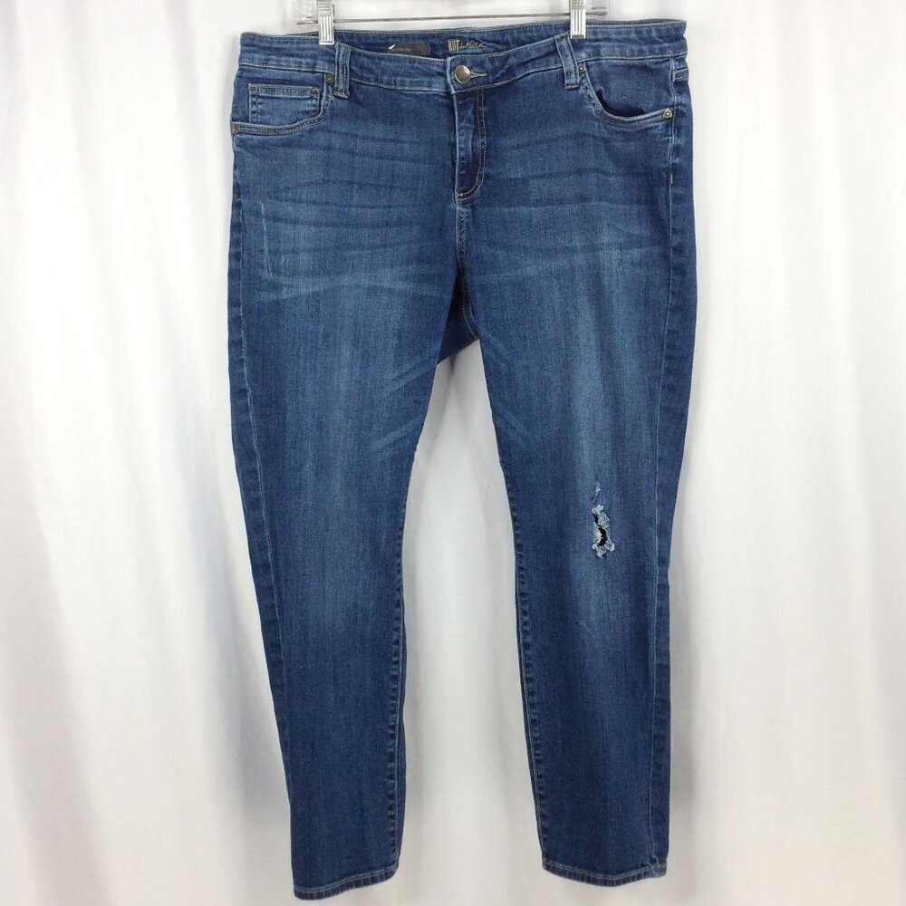 Kut from the Kloth Women's Boyfriend Jeans Size 18W Distressed Medium Wash‎